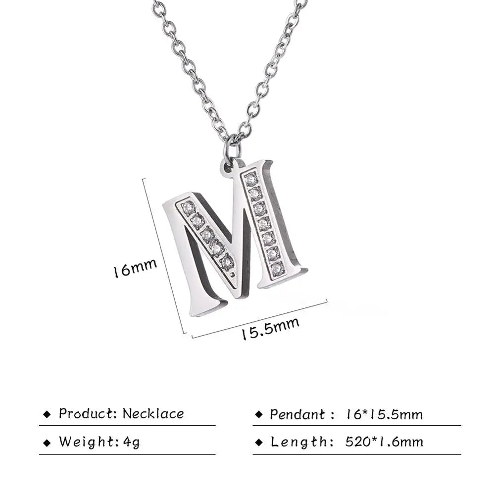 Collar de acero inoxidable con letras para mujer